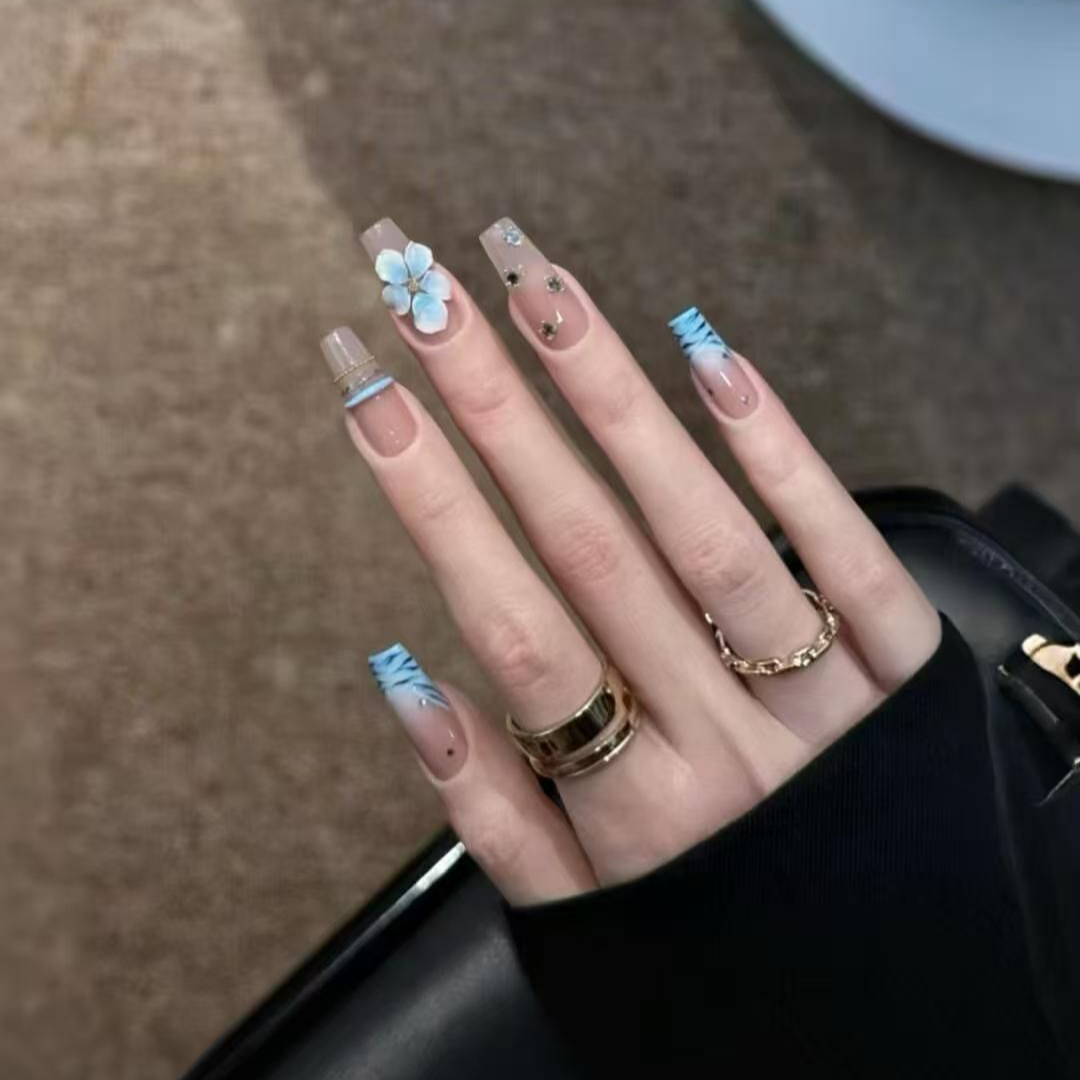 Nail Art Zebra Design - 10 قطع أظافر صناعية يدوية الصنع